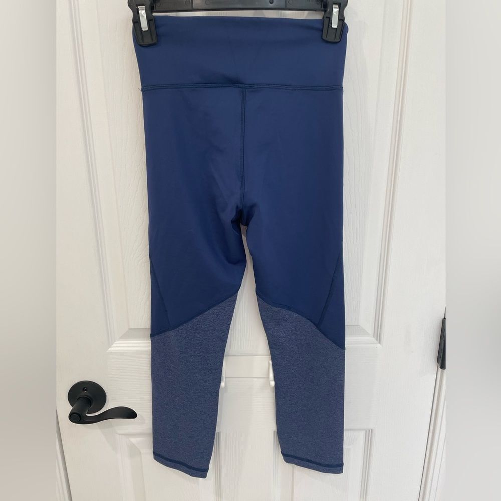 Iris & Ink Athletic Crop Leggings Navy Heather Patriot Blue Women’s Size S - Picture 3 of 6